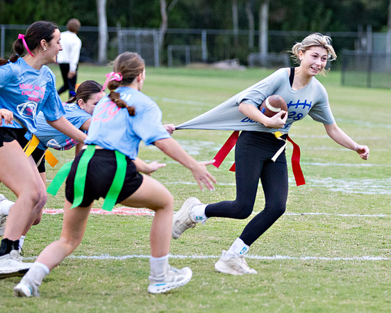 10-29 FEATHER BOWL-1285