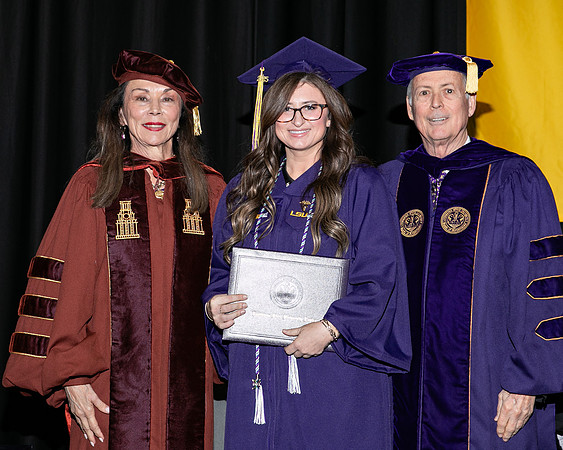 064-LSUE 12-25
