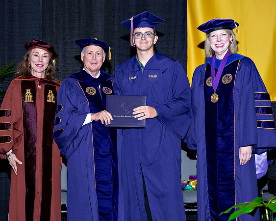 006-LSUE GRAD