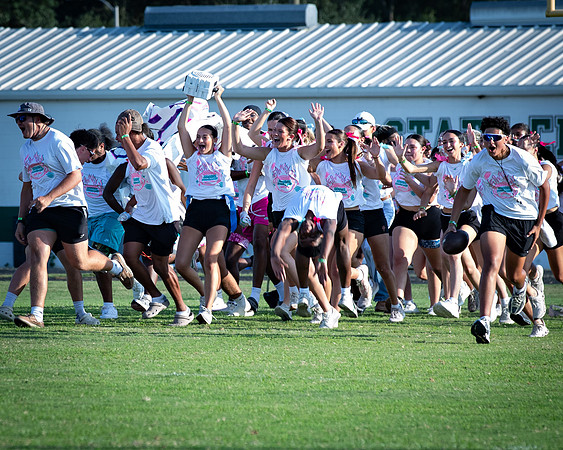 09-27 POWDER PUFF-103
