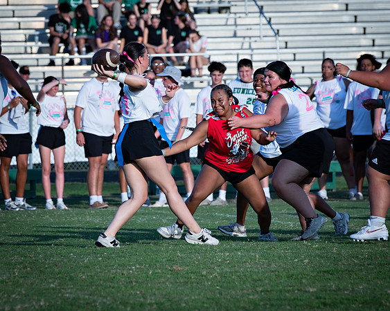 09-27 POWDER PUFF-123