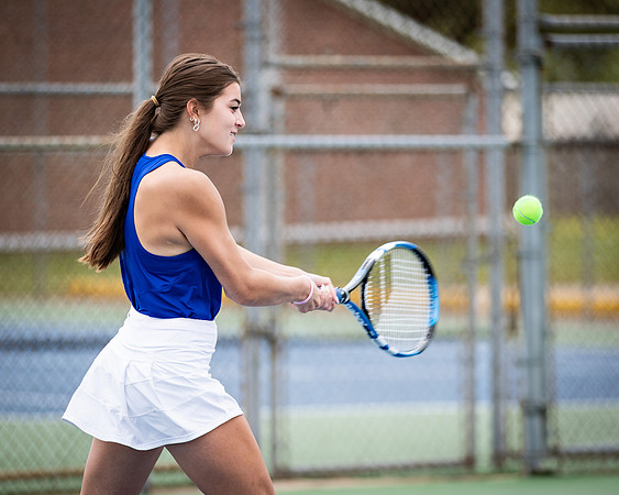 04-12 TENNIS-2110