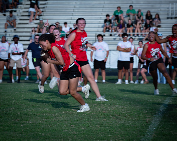 09-27 POWDER PUFF-124