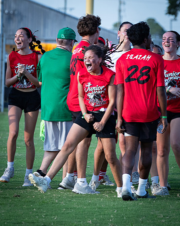 09-27 POWDER PUFF-127