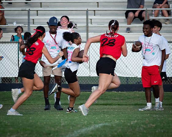 09-27 POWDER PUFF-137