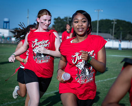 09-27 POWDER PUFF-107