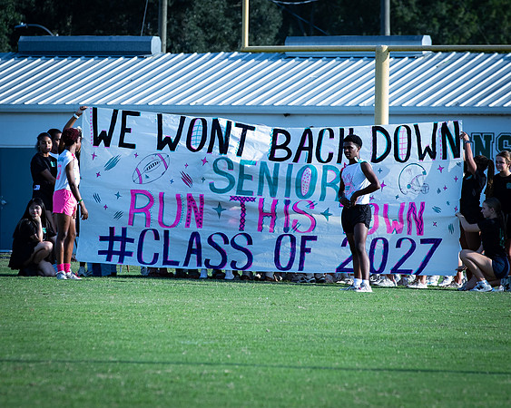 09-27 POWDER PUFF-101