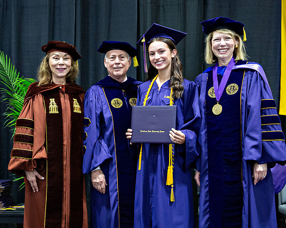 001-LSUE GRAD