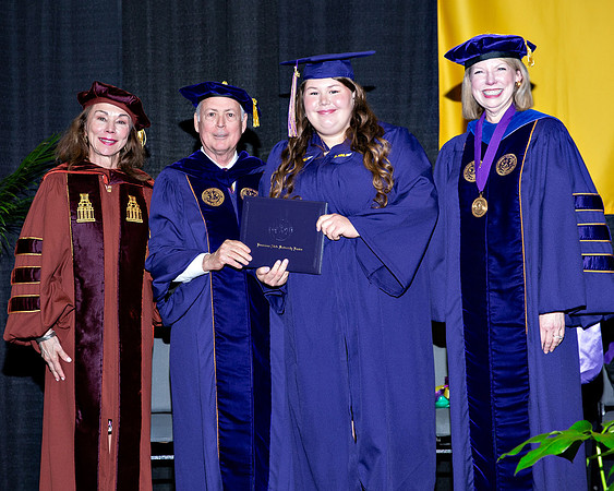 005-LSUE GRAD