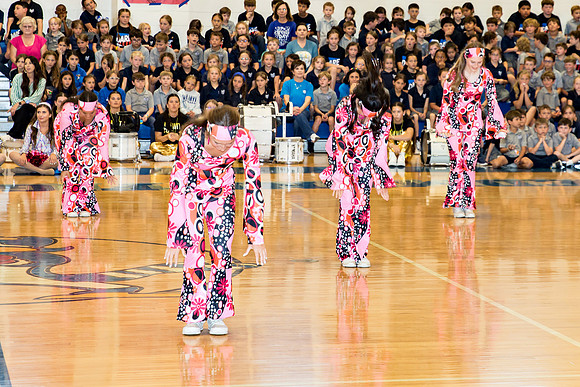 05-06 ACADEMIC PEP RALLY-5058