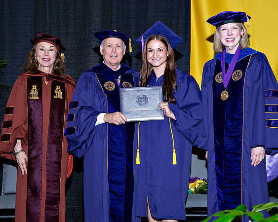 021-LSUE GRAD