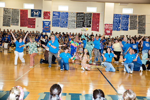 05-06 ACADEMIC PEP RALLY-5048