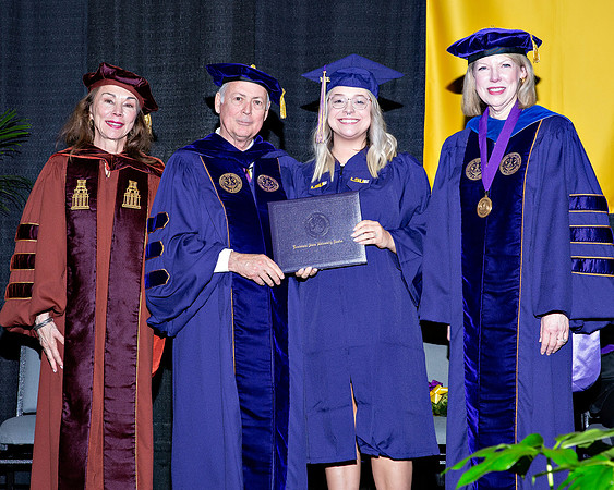 019-LSUE GRAD